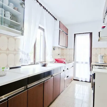 Luka Apartment